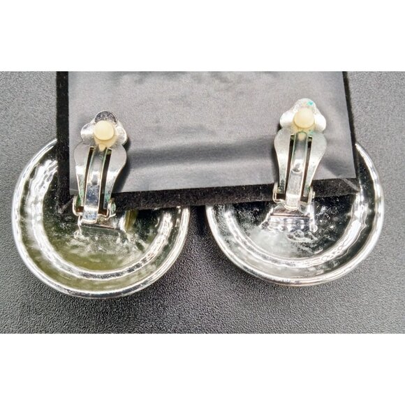 White Silver 1.5 Inch Button Clip-on Earrings Light Weight 1980s Vintage Jewelry - Picture 5 of 13